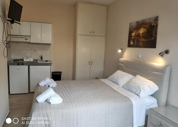 Theodora Studios & Apartments