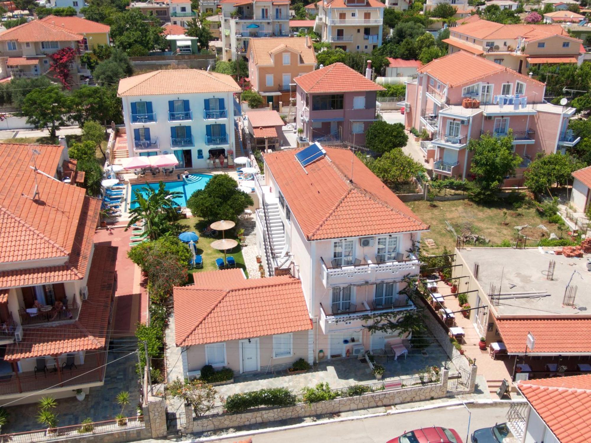 Apartment Theodora &